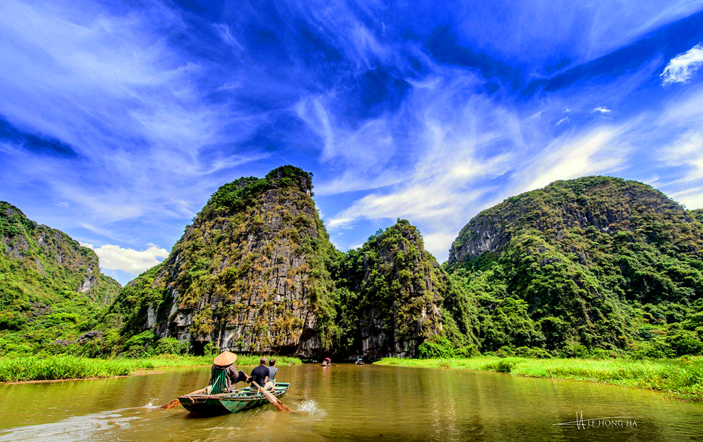 Tam Cốc.jpg